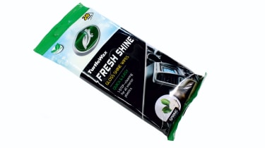 TurtleWax Gloss - interior wipes 